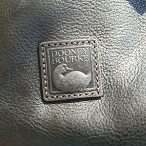 Dooney & Bourke large black purse/bag